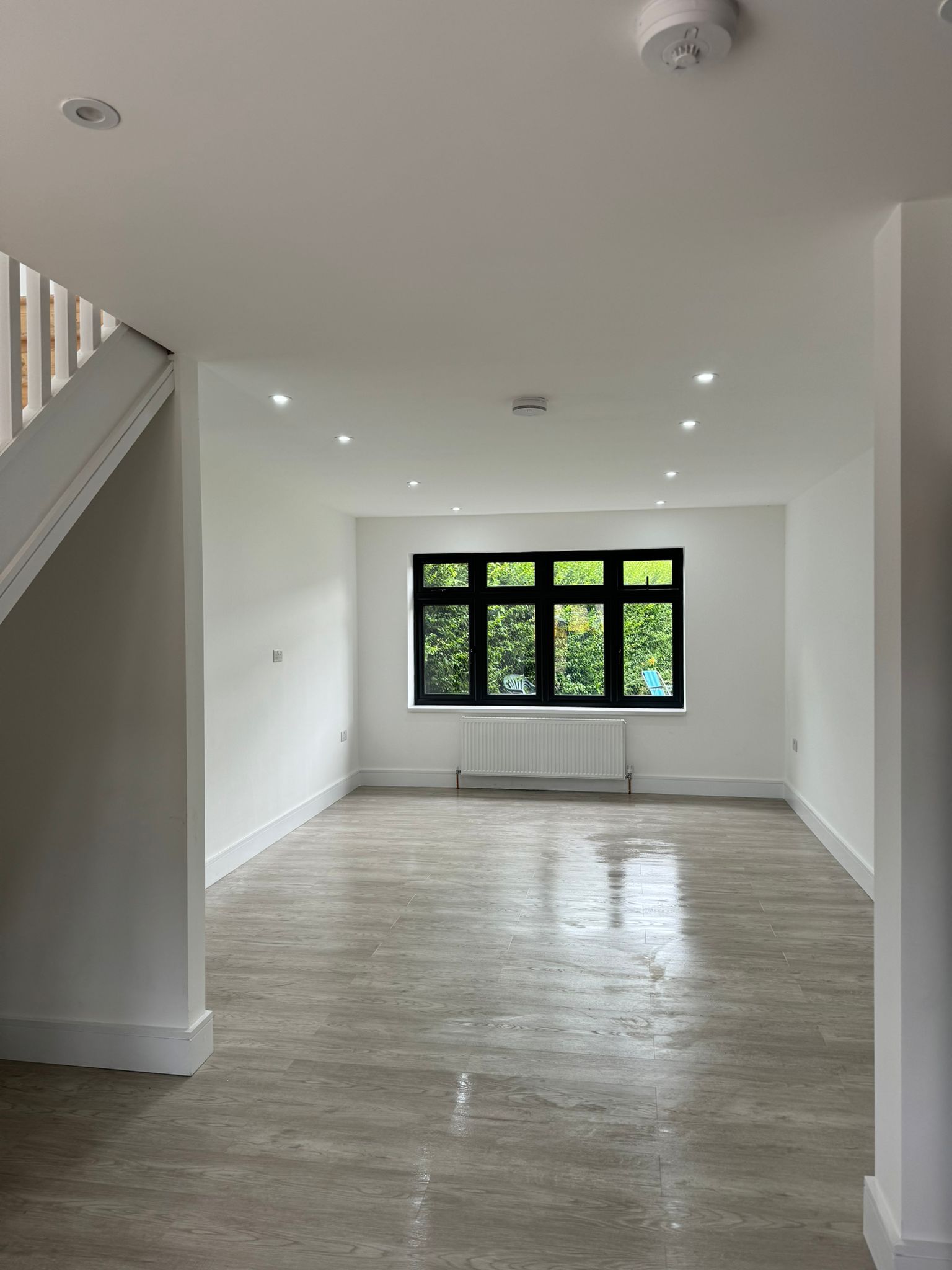 WhatsApp Image 2025-11-07 at 11.10.06 PM (1)