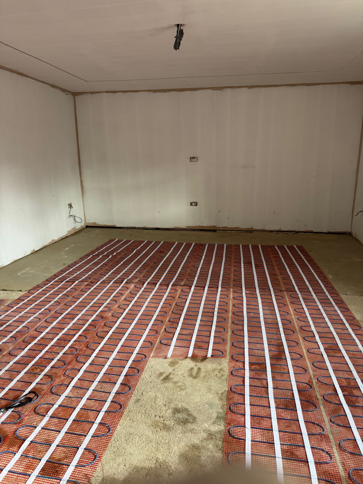 WhatsApp Image 2025-11-07 at 11.10.09 PM (1)