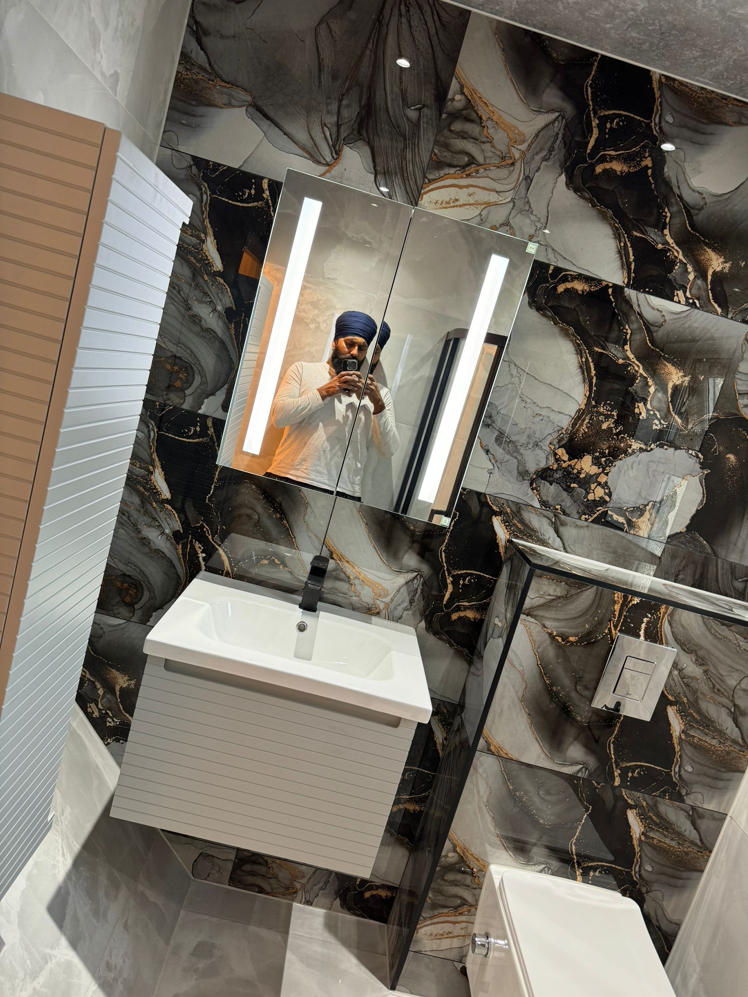 WhatsApp Image 2025-11-07 at 11.10.10 PM